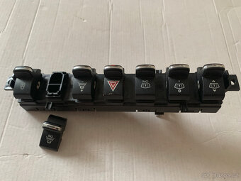 Řadící páka, spínače středové konzole Peugeot 3008 I - 11