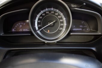 Mazda 2, 100% stav, automat - 11