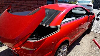 Opel Astra TwinTop 1.8 16v 103 kW r.v. 2006 - 11