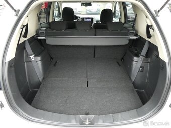 Mitsubishi Outlander 2.3 Di-D 4x4, DPH, 7.míst - 11