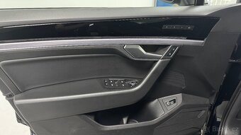 Volkswagen Touareg R-line 3,0 TSI 250 kW - 11