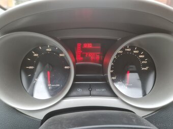 Seat Ibiza 1.6TDI kombi, 77kW, 3/2011, nová STK - 11