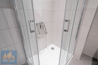 Pronájem nového bytu 1+kk (31,5 m²) + sklep, Praha 15 – Horn - 11