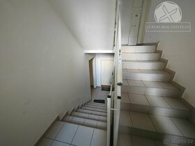 Udržovaný byt 2+1 67 m2 + balkon 2,6 m2 Nupaky - 11