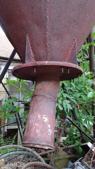 Silo na obilí nebo cement - 11