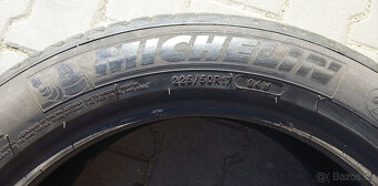 Pneu Continental a Michelin 225/50/17 1 a 1 ks - 11