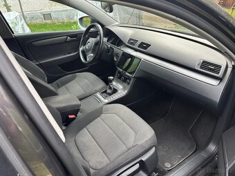 Volkswagen Passat B7 2.0 103kW - 11