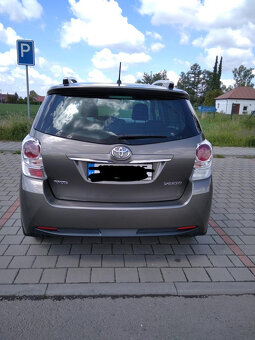Toyota Verso - 11