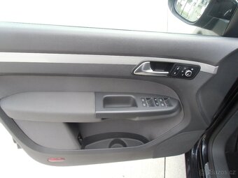 Volkswagen Touran 1.4 TSI DSG CONFORTLINE - 11