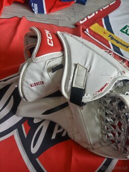 Brankarska vystroj - 11