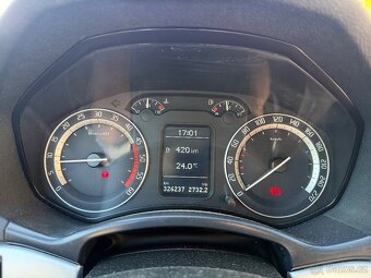Škoda Octavia II rs 125kw - 11
