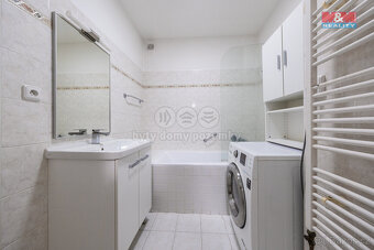 Pronájem bytu 3+1, 80 m², Praha, ul. Za poštou - 11
