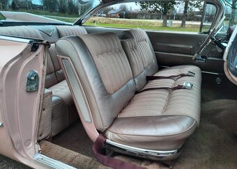 1959 Cadillac Coupe Deville - 11