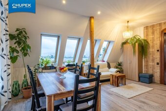Mezonetový byt 5+kk ve vile, 204 m2, Liberec - Ruprechtice - 11