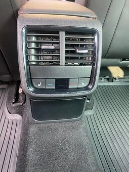 Škoda Octavia IV  RS  2.0 TSI 180kw  DSG - 11