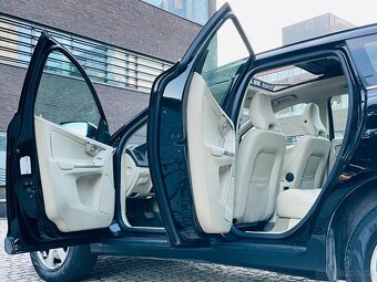 Volvo XC60 2.4 D5 AUTOMAT KAMERA GEARTRONIC VÝHŘEV SERVISKA - 11