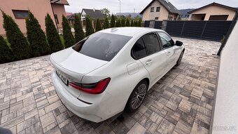 Bmw 330e rok 2021 najeto 27 000km x-drive - 11