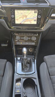 VW Touran Highline R-Line 1.4 TSI 110 kw DSG - 11
