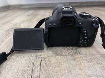 Canon EOS 750D - 11