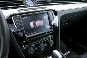 VW Passat B8, 140kw, automat, R-line packet, tažné... - 11