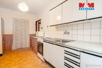 Prodej bytu 2+1, 55 m², Strakonice, ul. Husova - 11
