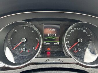 Volkswagen Passat 2022 - 11