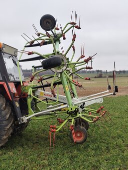 Obraceč píce Claas VOLTO 800 - 11