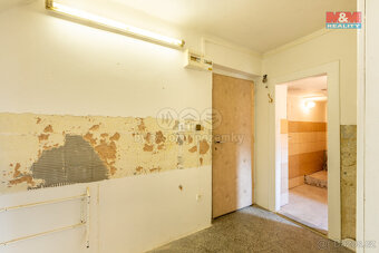 Prodej bytu 1+kk, 37 m², Čistá, ul. nám. Václavské - 11