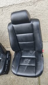 Prodám kožené sedacky BMW e34 kombi - 11