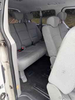Hyundai H1 Grand Starex 2.5 CRDi 8 míst Automat - 11