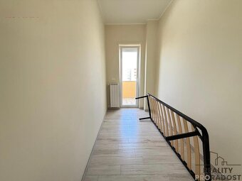 Moderní 4+kk apartmán s terasou – Viale Europa 70, Montesilv - 11