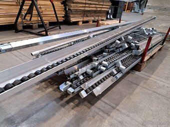 Stavebnicový Gravitační Regálový Systém / Válečkové Dráhy (F - 11