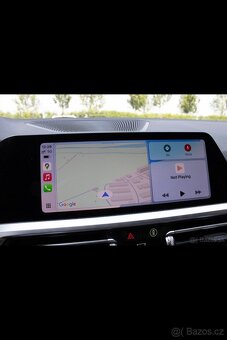 BMW 330e Touring M Sport 2022 – plná výbava, stav jako nový - 11