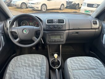 Škoda Roomster 1,6 16V 77 KW SK STK - 11