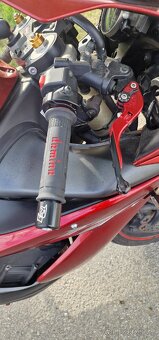 Yamaha yzf R1 2006 Akrapovič - 11