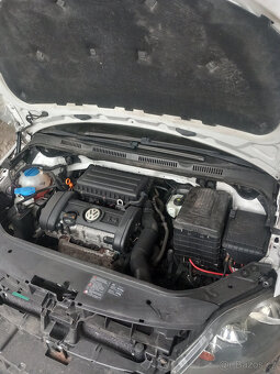 Prodám Volkswagen Golf Plus 1.4 59kw havarovany  71000km - 11