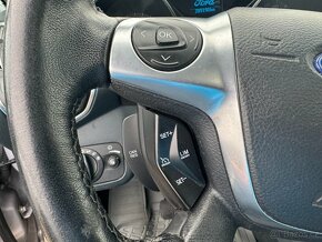 Ford C-MAX 1.6 Ti-VCT 92 kW TITANIUM 7 míst - 11