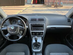 Škoda OCTAVIA 2 1.6 TDI 77KW FACELIFT TOP STAV - 11