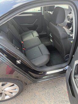 Prodám Škoda Superb - 11
