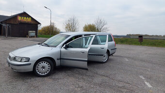 Volvo V70 - 11