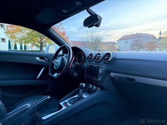 Audi TT 2.0 TDI 125 Kw S-Line Facelift - 11