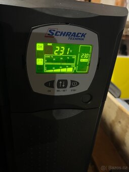 Záložní zdroj Riello 10 000 VA - jedno fázová - 11