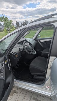 Citroën C4 Grand Picasso 7míst, 1.6 HDi, 2011, tažné - 11