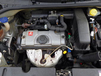 Prodáme Citroen C3 1.1 44 kw benzín,r. 2005,Tažné zařízení. - 11