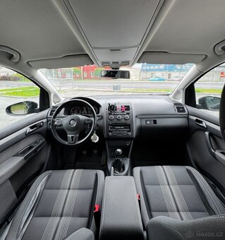 Volkswagen Touran 2.0 TDI 103 kW MATCH - 11