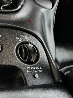 Chevrolet Corvette C5 MANUAL targa - 11