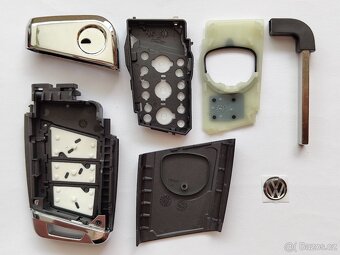 Klíč Škoda Superb Volkswagen Passat B8 + logo. Klíč bez log - 11