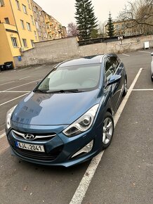 Hyundai i40 combi premium - 11