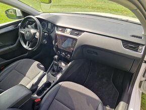 Škoda Octavia 2,0 2.0 TDI 110kW Style Combi odpočet DPH - 11