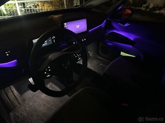 ID3 Pure performance, 55kWh,rok 10/2021,najeto 55123km - 11